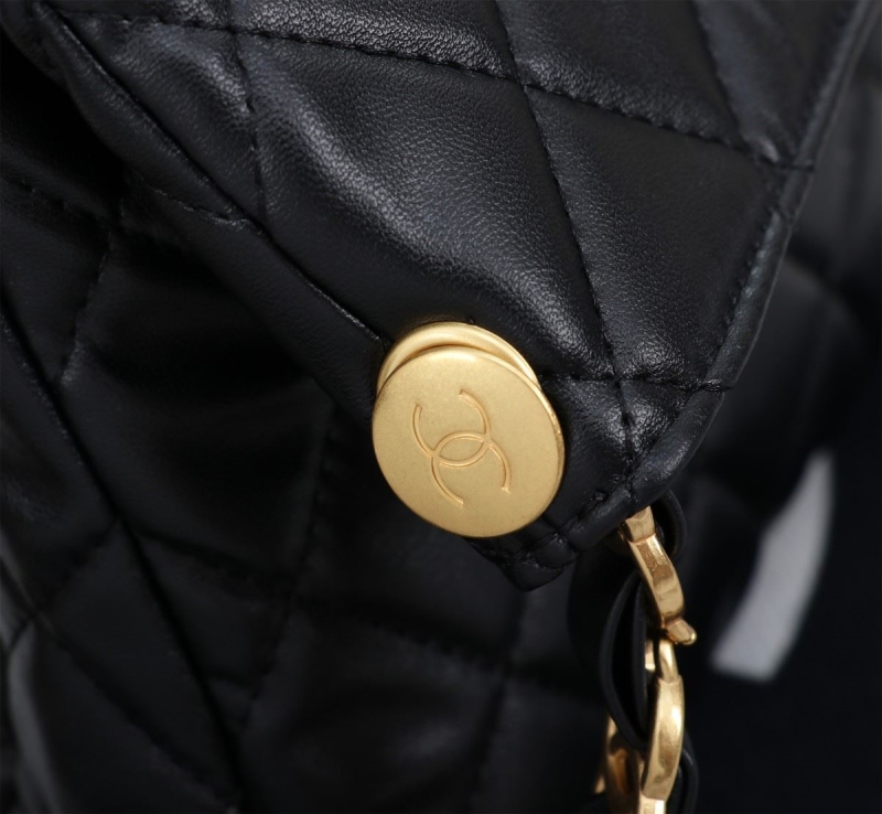 Ch**el shopping bags